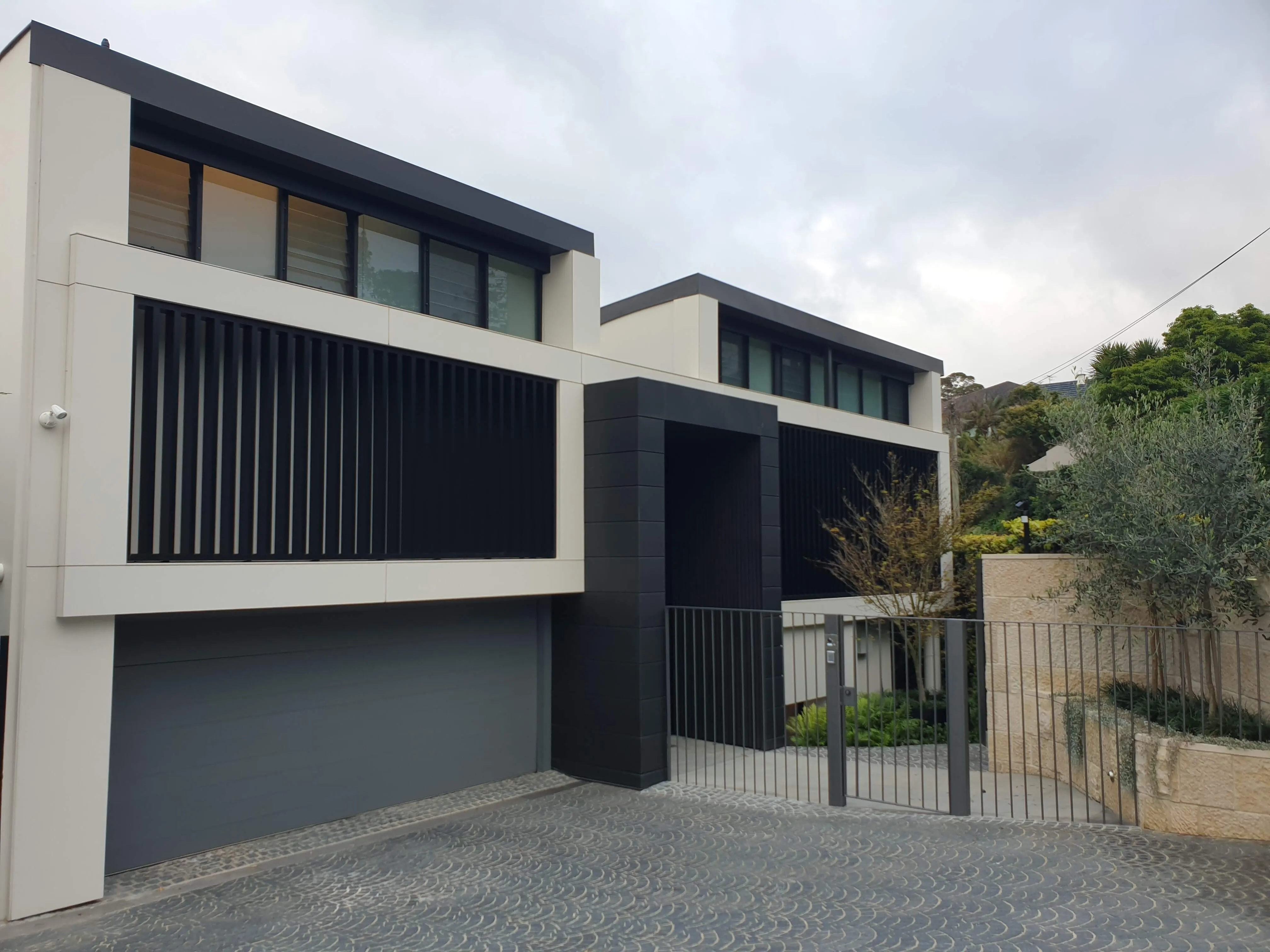 Bellevue Hills — Luxury Design Painting